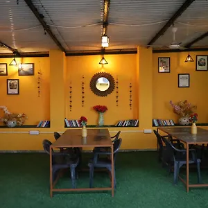 yellow-heights-udaipur.udaipurhotels.org/